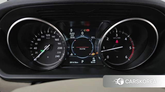 Land Rover Discovery 5 id 5028441 из Кореи 34