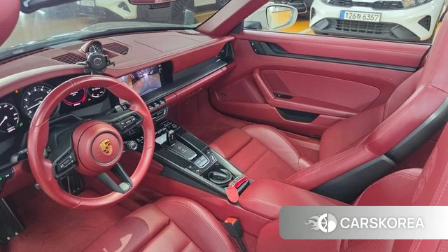 Porsche 911(992) id 5039975 из Кореи 18