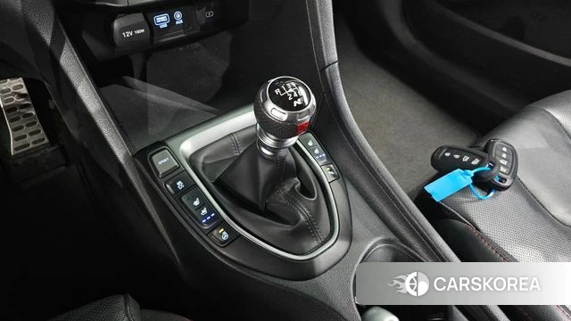 Hyundai Veloster (JS) id 4967593 из Кореи 31