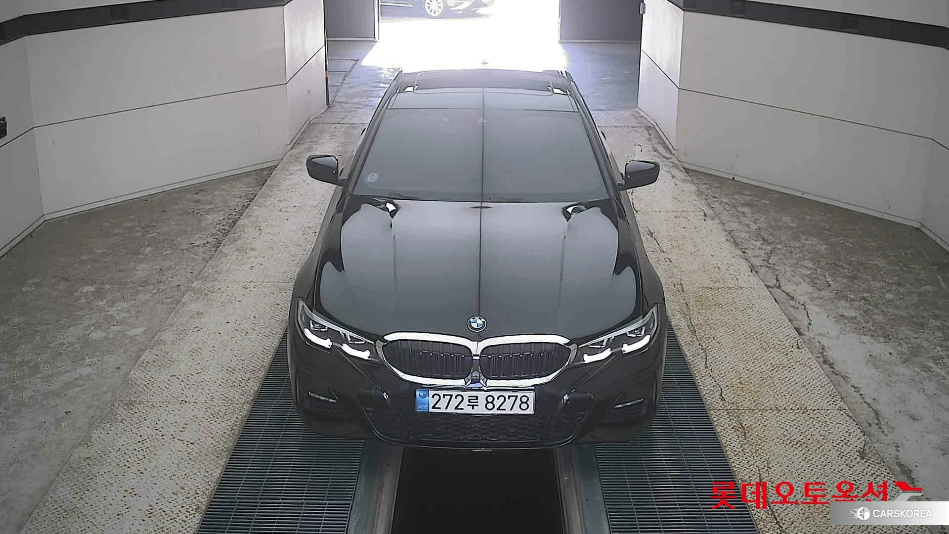 BMW  320i id 4989971 из Кореи 37