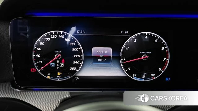 Mercedes-Benz E-Class W213 id 4982904 из Кореи 18