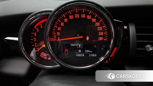 Mini Cooper D id 4988360 из Кореи 29