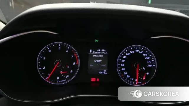 Genesis G70 id 3656896 из Кореи 18