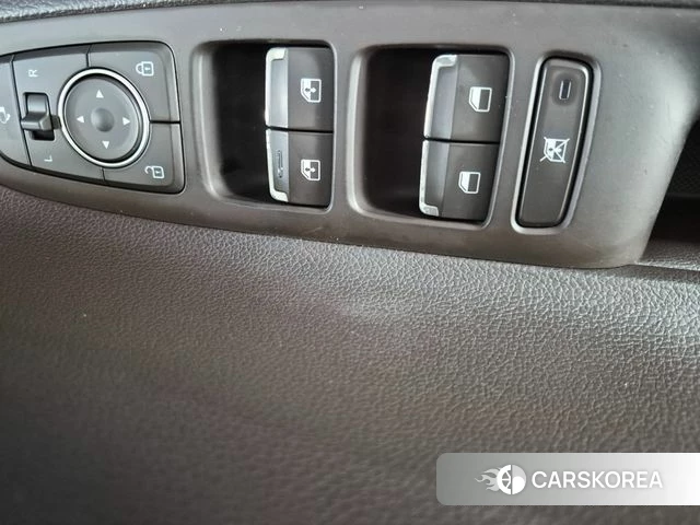 Hyundai Grandeur IG id 4610503 из Кореи 18