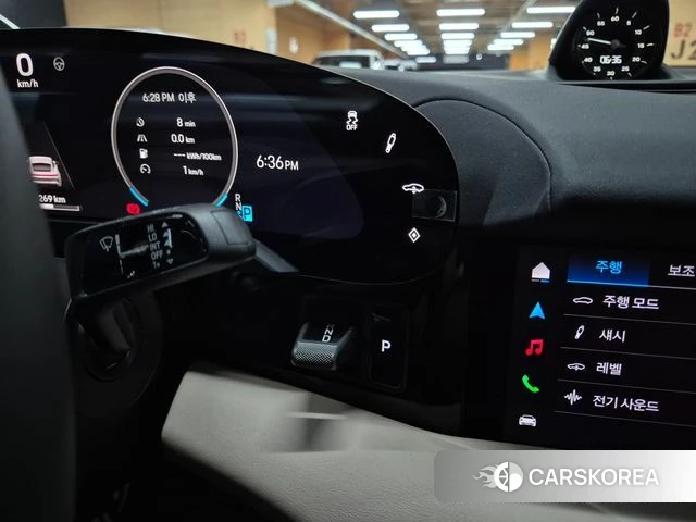 Porsche Taycan id 4927951 из Кореи 18