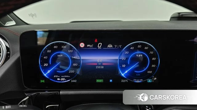 Mercedes-Benz EQA H243 id 4957537 из Кореи 30
