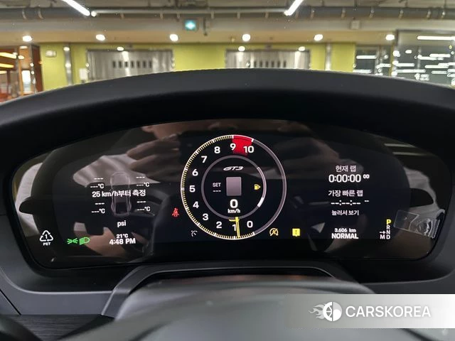 Porsche 911(992) id 4990235 из Кореи 18