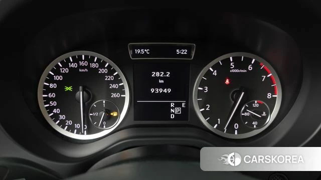 Infiniti Q30 id 4865117 из Кореи 29
