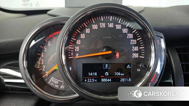Mini Cooper id 4943719 из Кореи 30