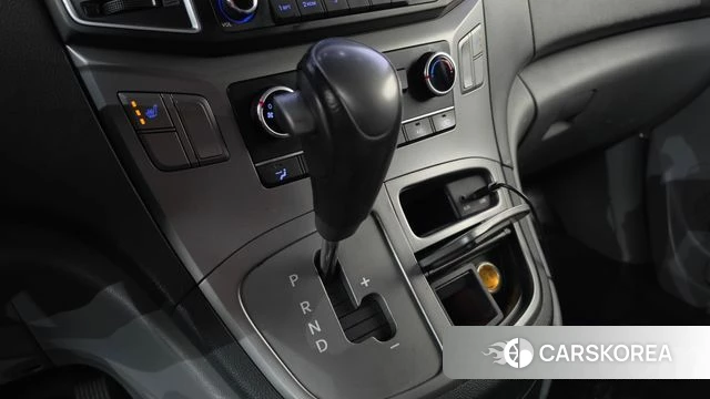 Hyundai The New Grand Starex id 4967906 из Кореи 28