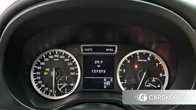 Infiniti Q30 id 3885793 из Кореи 18