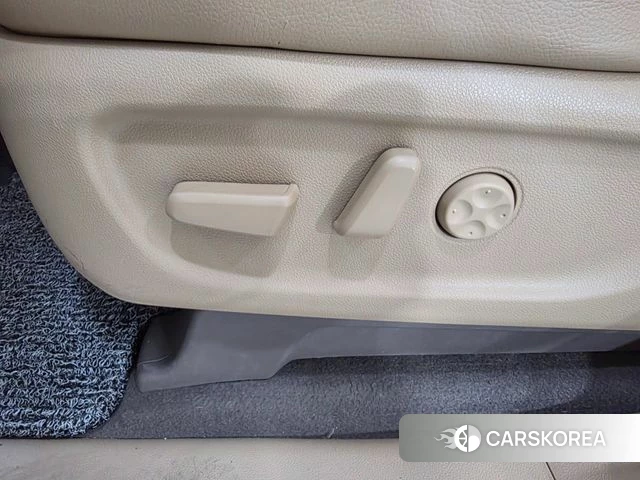 Kia The New Carnival id 4842678 из Кореи 18