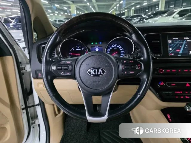 Kia The New Carnival id 5018396 из Кореи 18