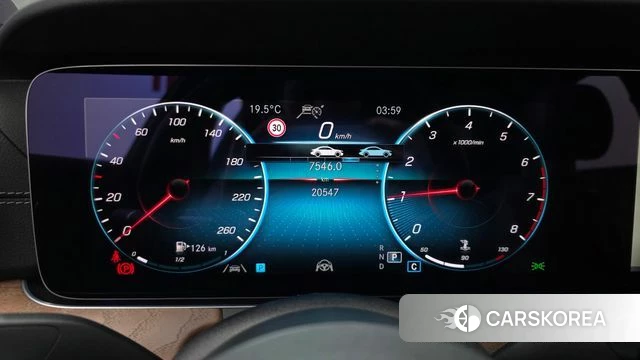 Mercedes-Benz E-Class W213 id 5016399 из Кореи 34