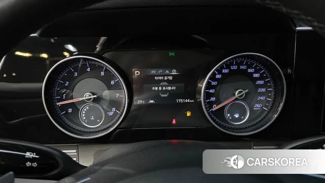 Hyundai The New Grandeur IG id 4745949 из Кореи 30