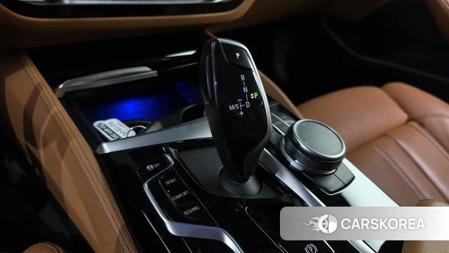 BMW 5 Series (G30) id 5027806 из Кореи 31