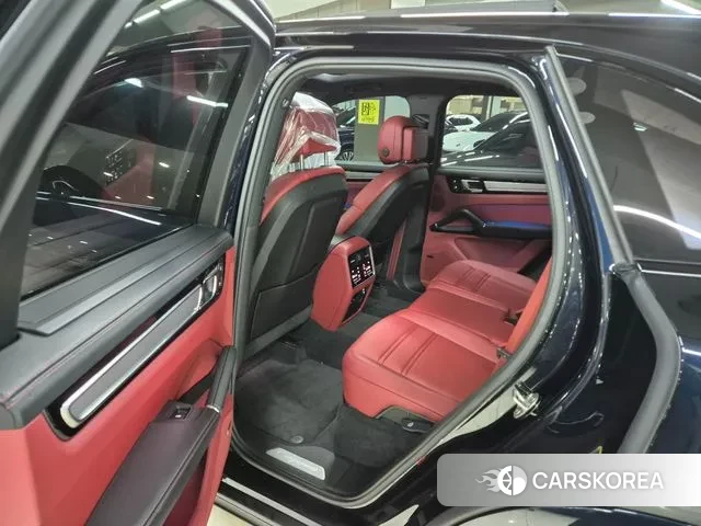 Porsche Cayenne (PO536) id 3685077 из Кореи 18