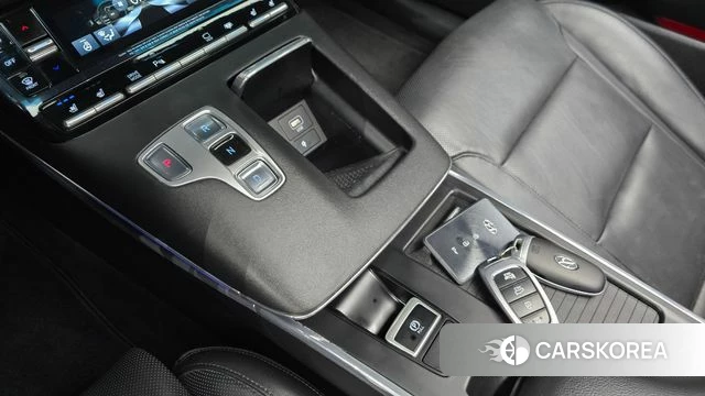 Hyundai The New Grandeur IG id 4836402 из Кореи 30
