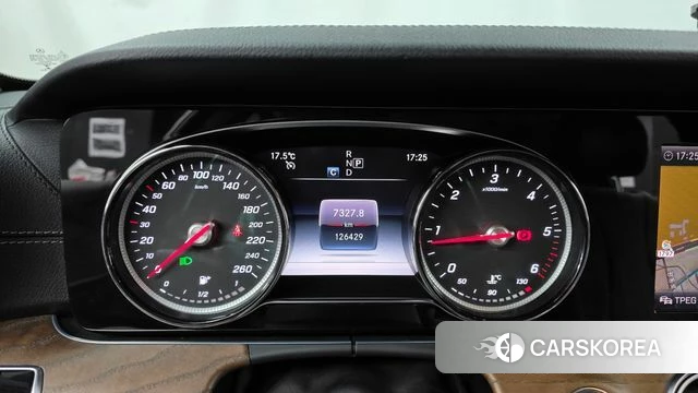 Mercedes-Benz E-Class W213 id 5048106 из Кореи 30
