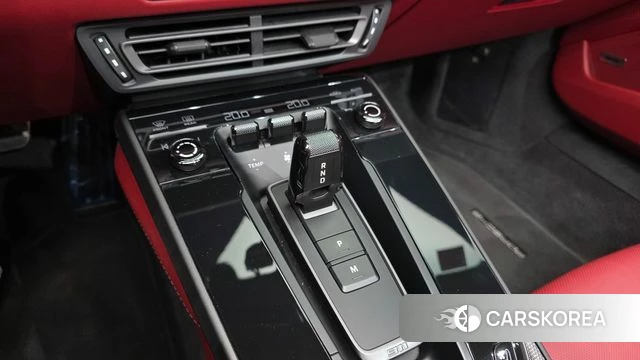 Porsche 911(992) id 4792207 из Кореи 31