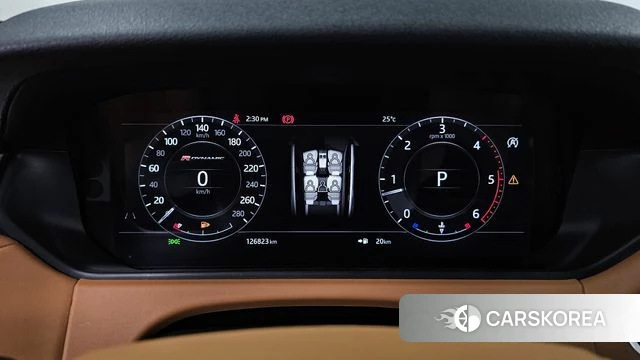 Land Rover Range Rover Velar id 4953244 из Кореи 18