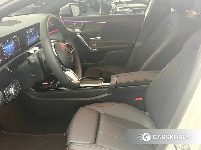 Mercedes-Benz A-Class W177 id 4964160 из Кореи 9