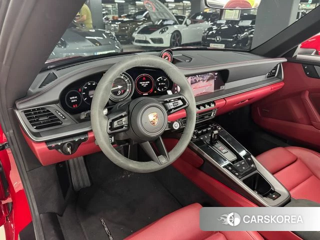 Porsche 911(992) id 4744333 из Кореи 14
