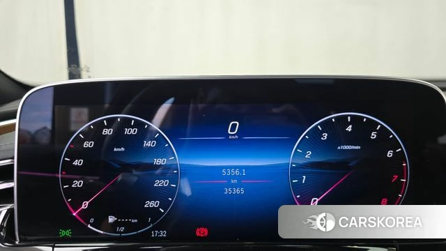 Mercedes-Benz E-Class W214 id 4916680 из Кореи 31