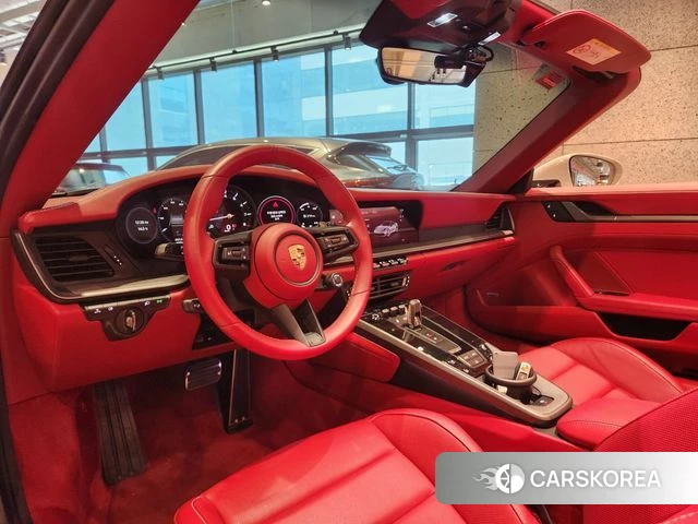 Porsche 911(992) id 4660299 из Кореи 14