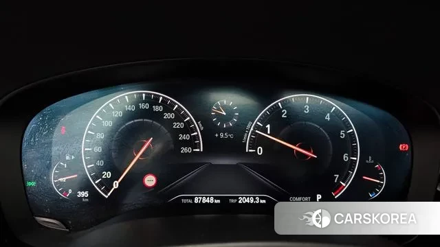 BMW 5 Series (G30) id 3736815 из Кореи 18
