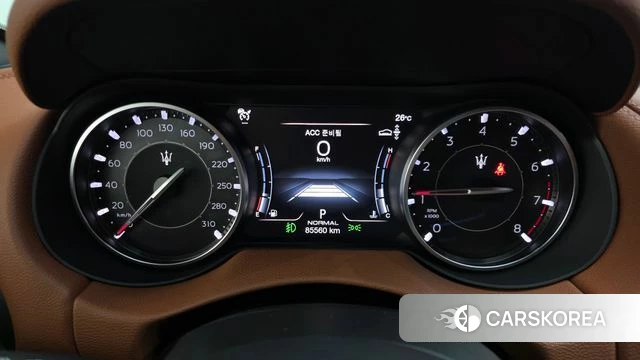 Maserati Levante id 4899313 из Кореи 18