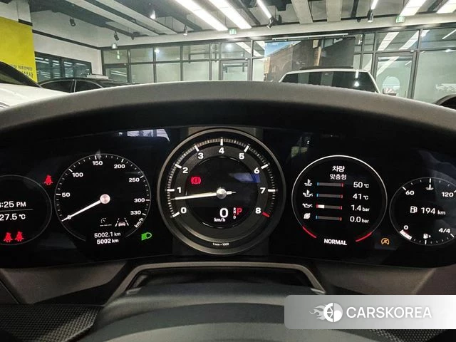 Porsche 911(992) id 4921444 из Кореи 18