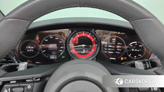 Porsche 911(992) id 5034364 из Кореи 33