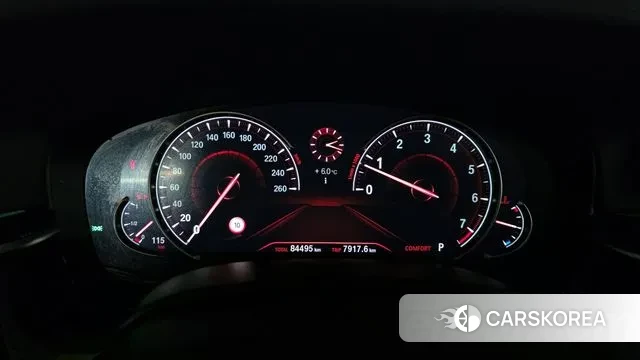 BMW 5 Series (G30) id 3682462 из Кореи 18