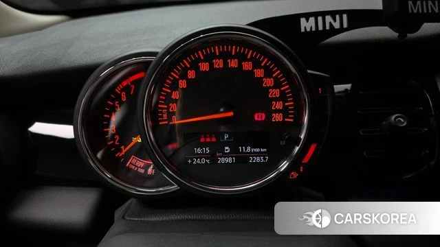 Mini Cooper id 5022403 из Кореи 28