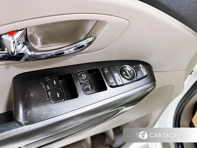 Kia The New Carnival id 4983252 из Кореи 17