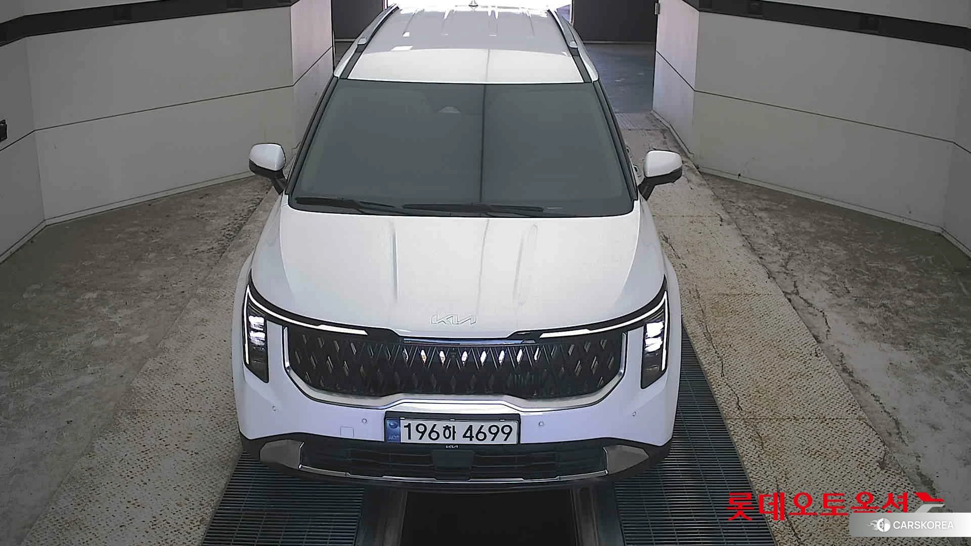 Kia Carnival id 4990050 из Кореи 35