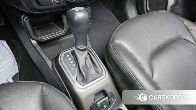 Jeep Renegade id 5048153 из Кореи 32