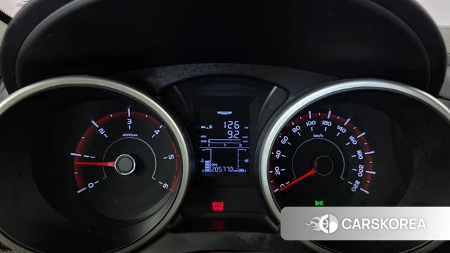 Ssangyong Tivoli Air id 4923866 из Кореи 18