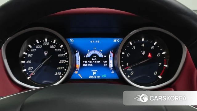 Maserati Ghibli id 4727212 из Кореи 37