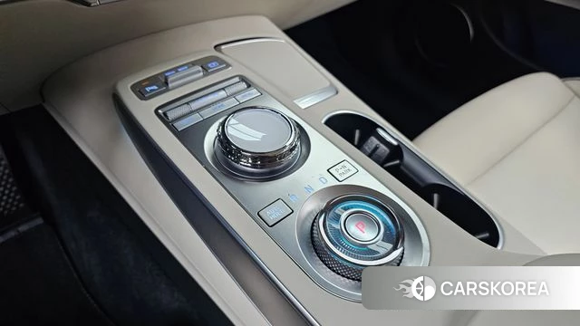 Genesis GV70 id 4941473 из Кореи 30