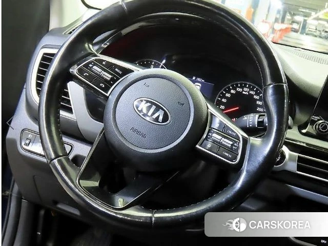 Kia Seltos id 5047822 из Кореи 17