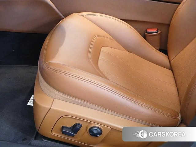 Maserati Quattroporte id 5013536 из Кореи 18