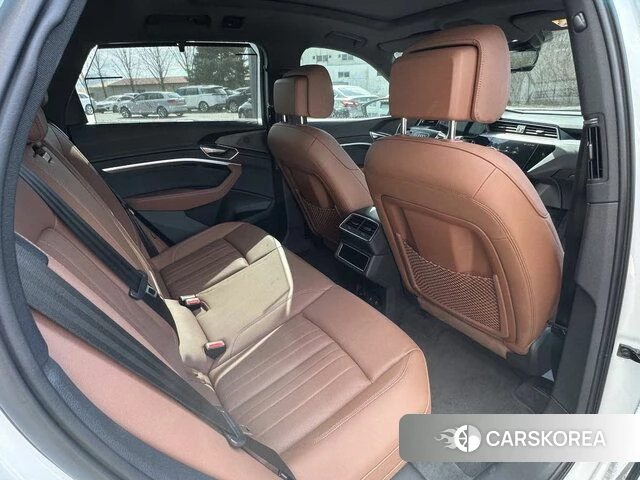 Audi Q8 e-Tron (GE) id 4602561 из Кореи 16