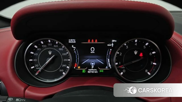 Maserati Levante id 4905936 из Кореи 18