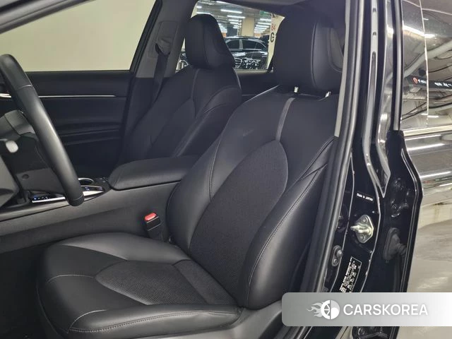 Toyota Camry (XV70) id 4905060 из Кореи 18