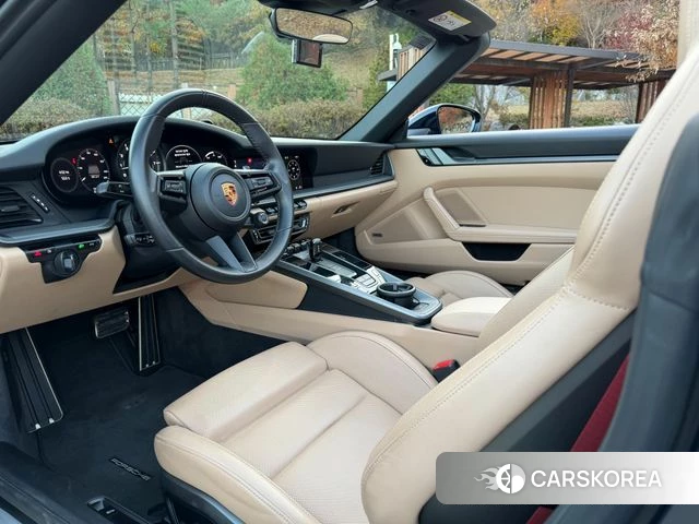 Porsche 911(992) id 4943097 из Кореи 18