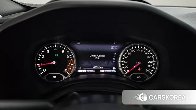 Jeep Renegade id 3788825 из Кореи 18