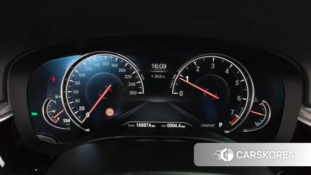 BMW 5 Series (G30) id 4998953 из Кореи 18