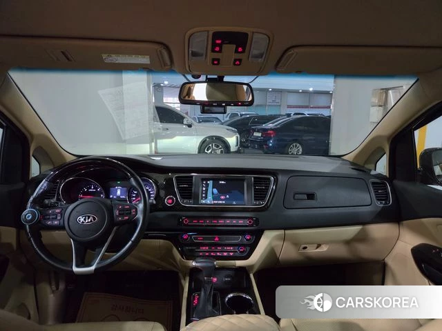 Kia The New Carnival id 4998699 из Кореи 18